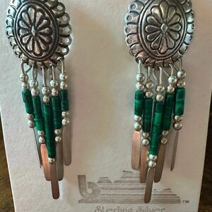 Bohemian Grace: Silver & Aventurine Dangle Earrings - Elegant Handmade Jewelry